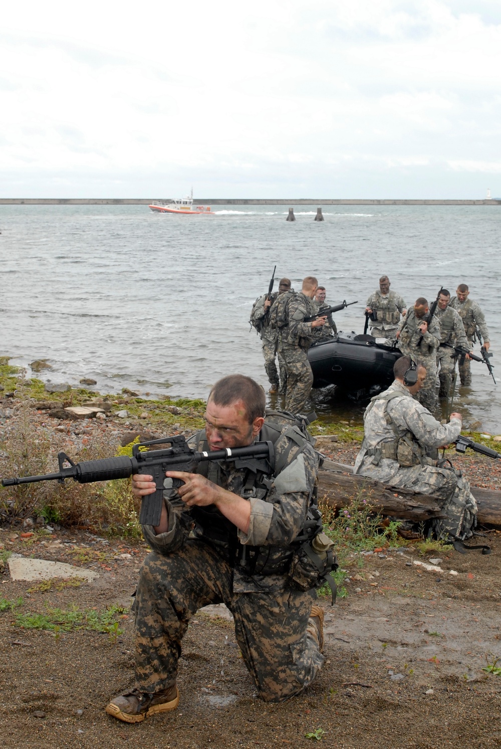 New York National Guard conduct Zodiac Training