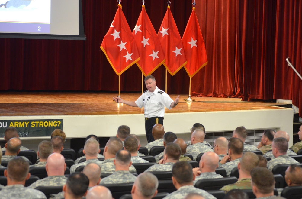 TRADOC commander shares advice on leading in a complex world