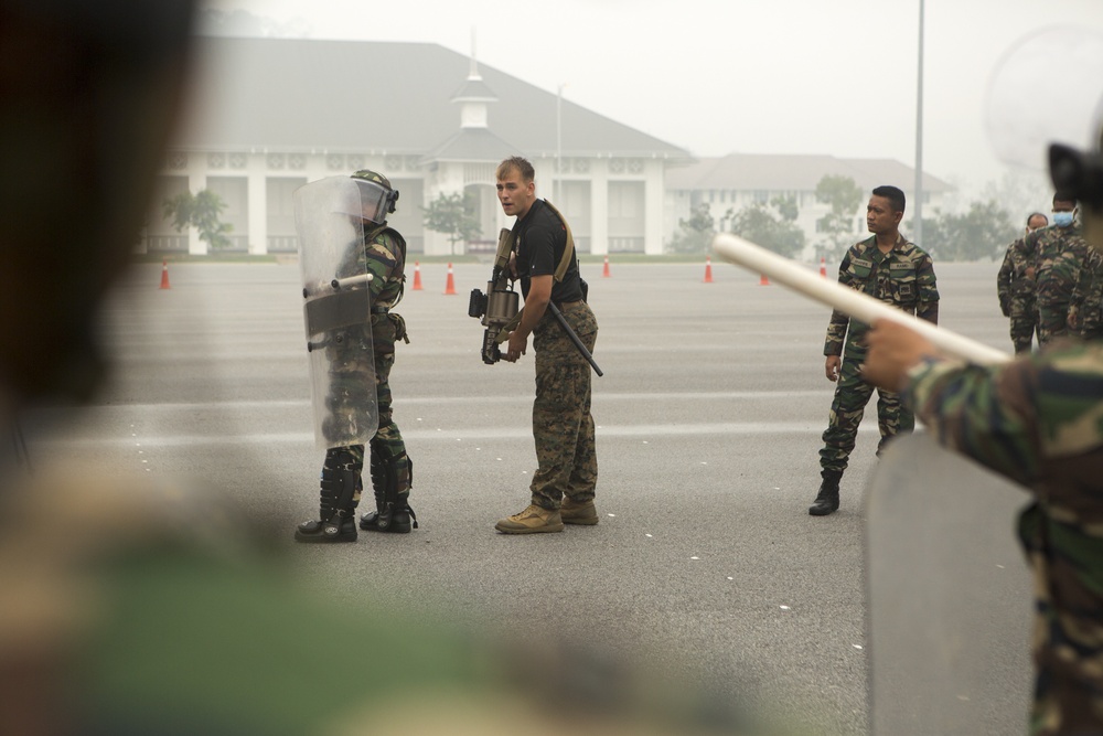 U.S. Marines teach Malaysians in Civil Disturbance training