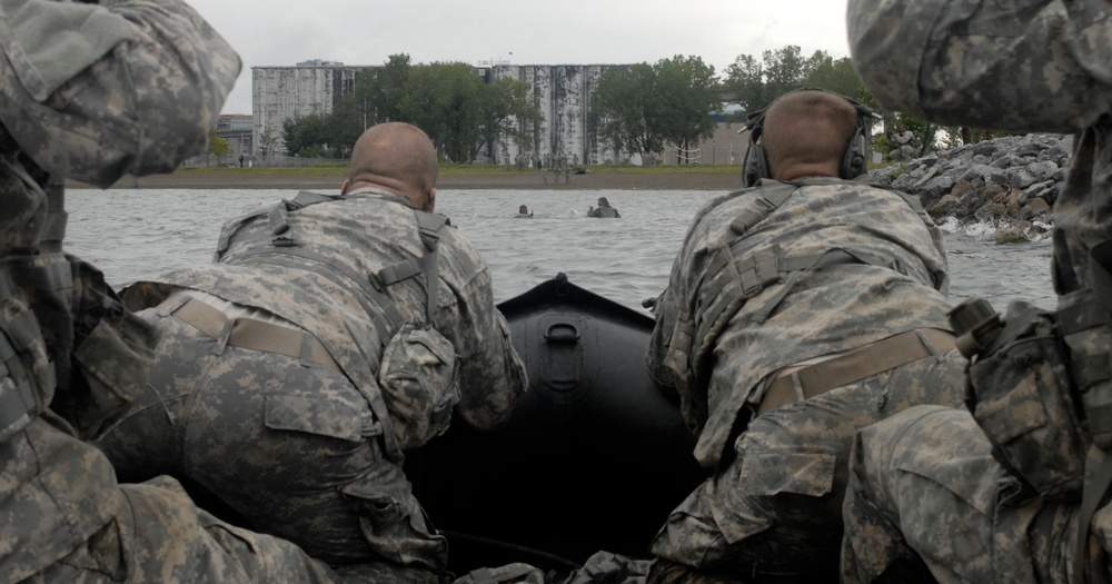 New York National Guard conduct Zodiac training