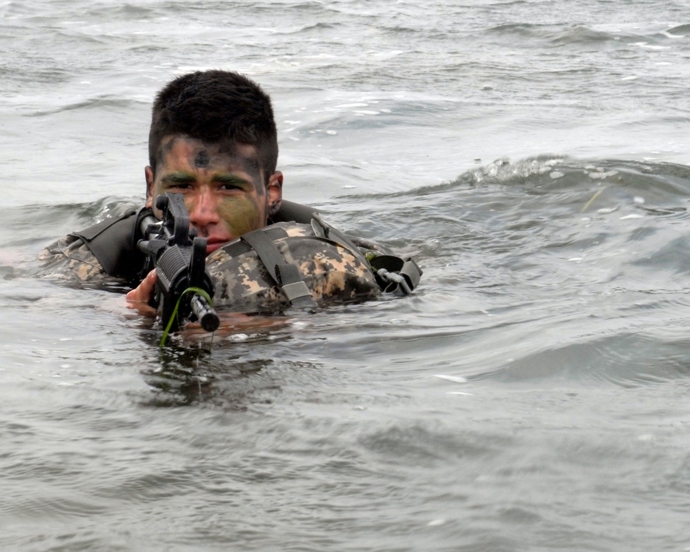 New York National Guard conduct Zodiac training