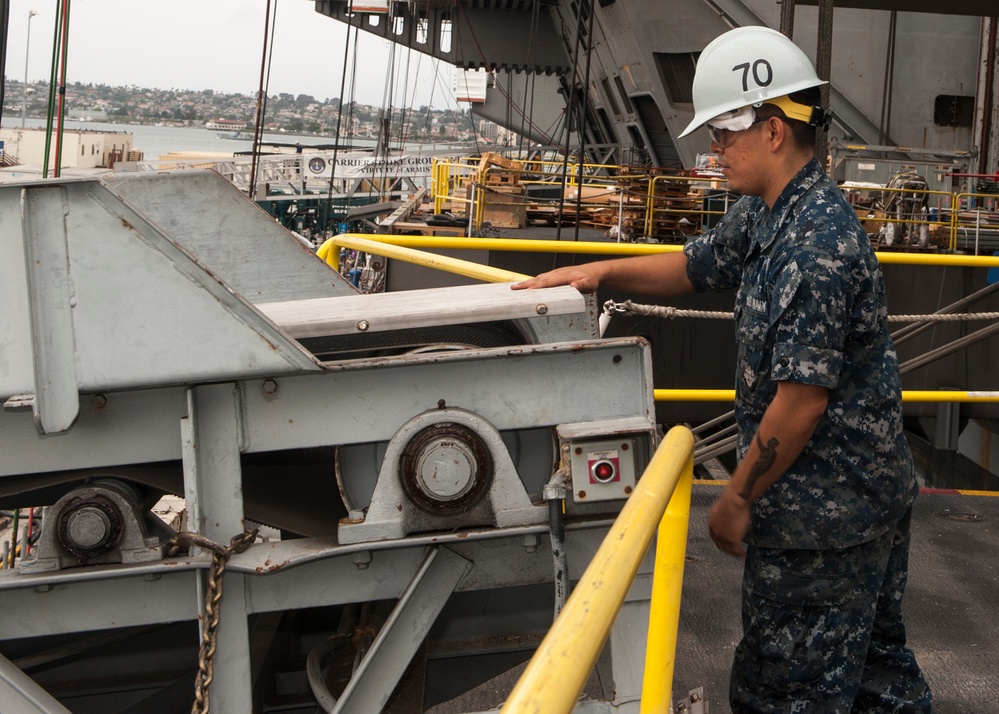 USS Carl Vinson operations