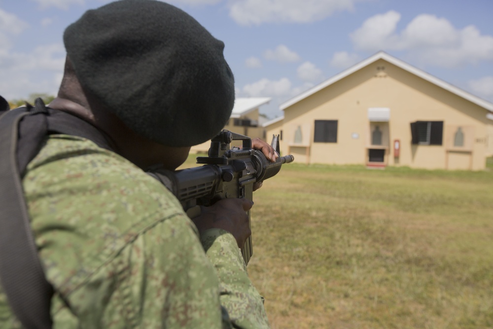 U.S. Marines instruct soldiers with Belize Defence Force in Combat Marksmanship