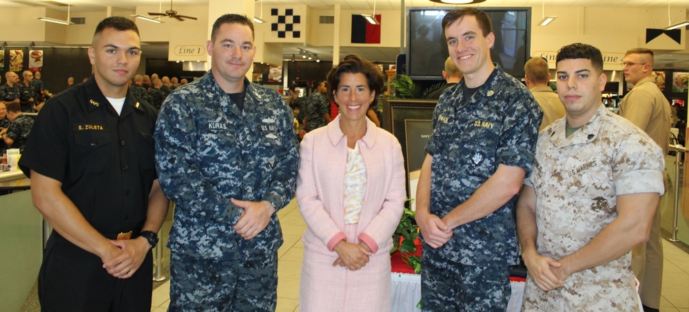 Rhode island governor visits NAVSTA Newport