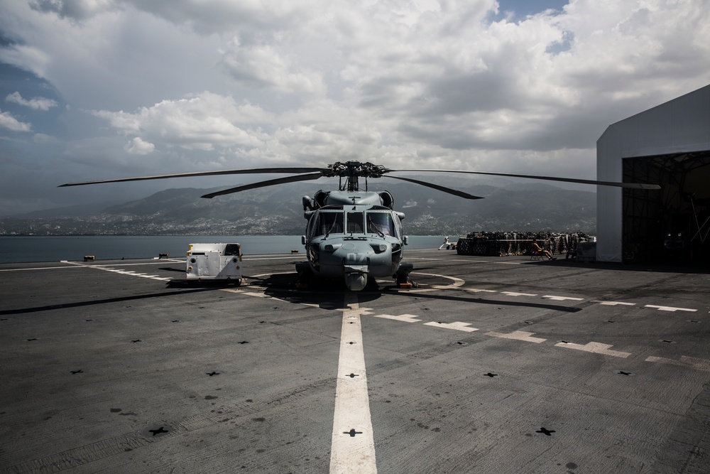 USNS Comfort in Haiti