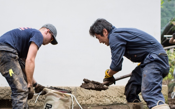 Airmen flood support at Kanuma