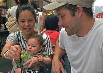 Navy Region Center Singapore newcomer’s tour widens cultural perspective