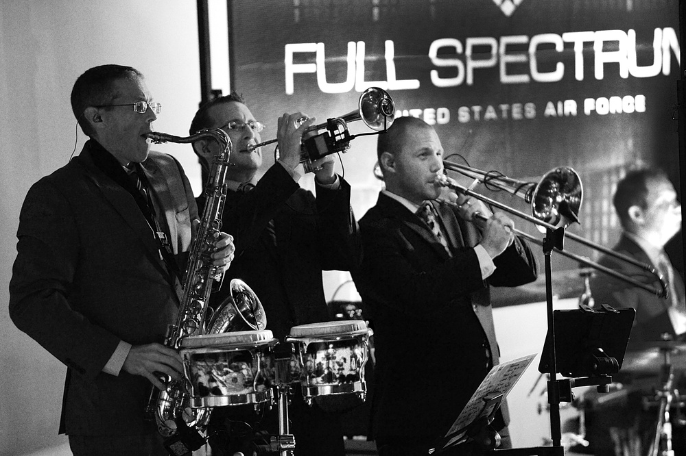 Full Spectrum entertains, educates at Qatar Academy