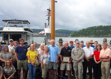 Lake Cumberland Marina earns ‘Clean Marina’ flag