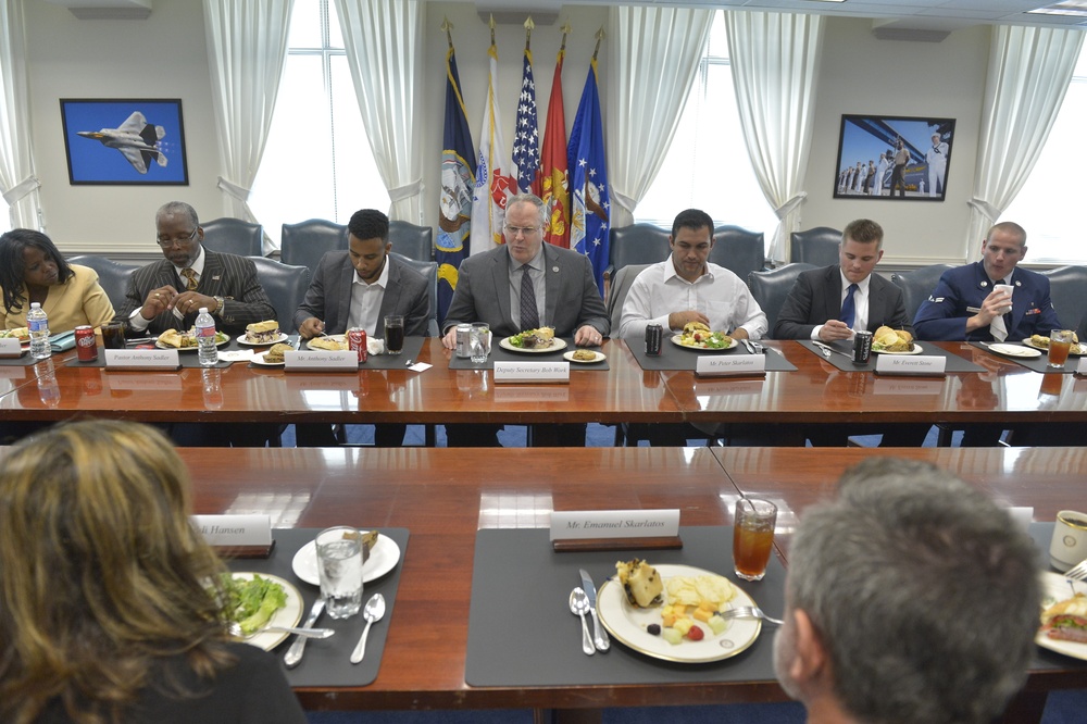 Deputy Secretary of Defense Work hosts lunch for heroes