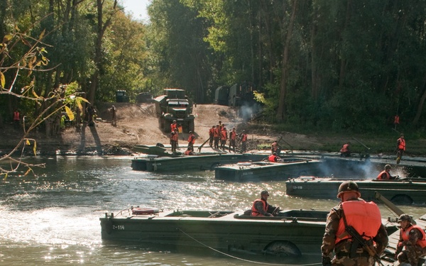 Stryker Soldiers complete Dragoon Crossing, build bridges