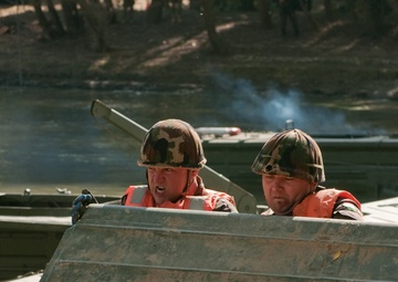 Stryker Soldiers complete Dragoon Crossing, build bridges