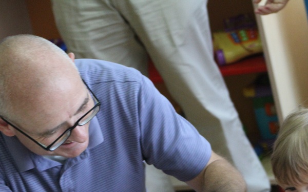 Marines, sailors clean up after-school center in Catania