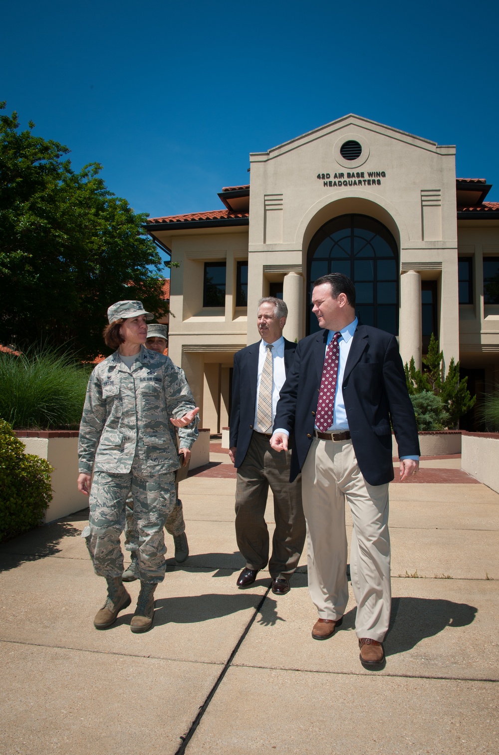 Sen. Sessions' staff tours Maxwell-Gunter