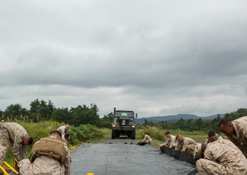 MWSS-171 supports Exercise Forest Light 16-1