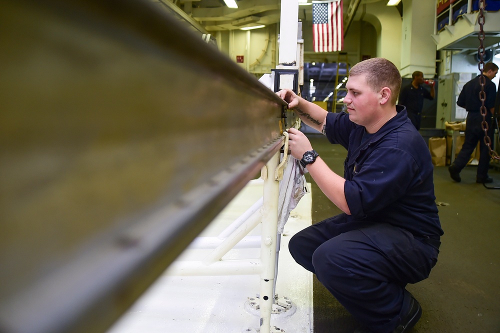 USS Dwight D. Eisenhower (CVN 69) operations
