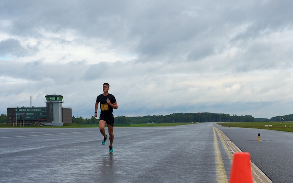 Army Ten-Miler Shadow Run held on Latvian Airfield