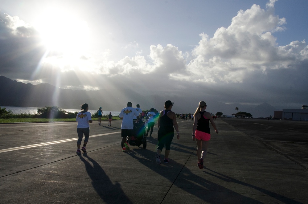 Runners take flight against the dying of the light