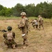 Paratroopers take Ukrainian guardsmen to the range