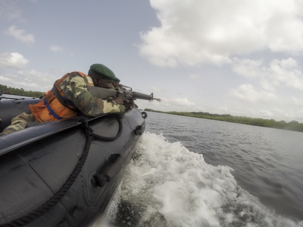 Partnership in action: U.S. Marines, Coast Guardsmen, Senegalese military refine small-boat skills