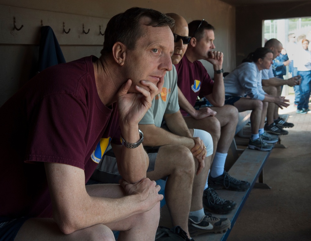 Team Ramstein builds resilience during Commander’s Challenge 2015