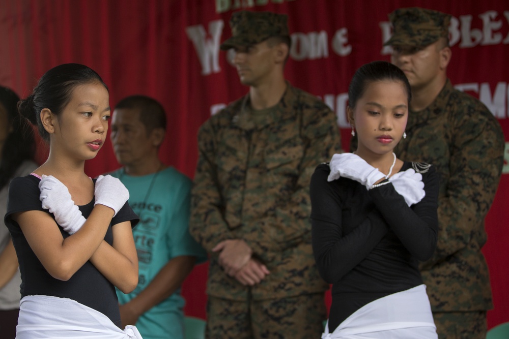 US Marines break ground during Philippines exercise