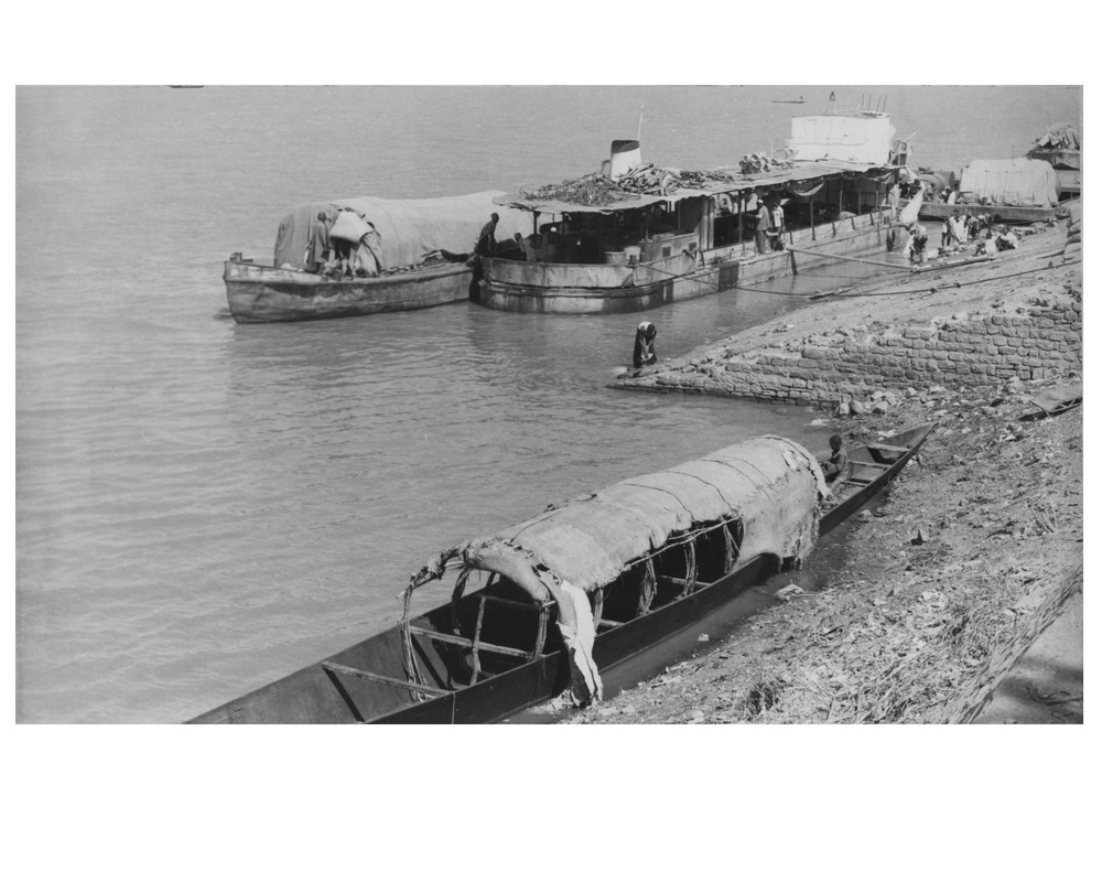 Barges at Port of Mopti, Mali