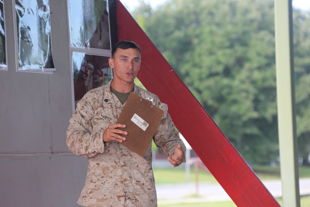 Weapons Training Battalion Conducts a Senior Leader's Range