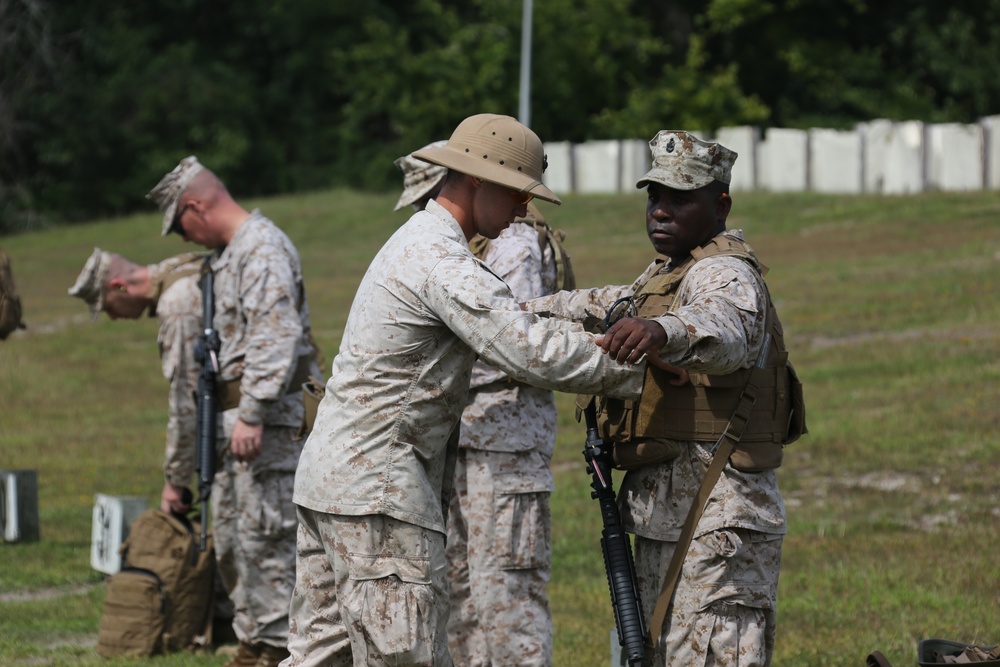 Weapons Training Battalion Conducts a Senior Leader's Range