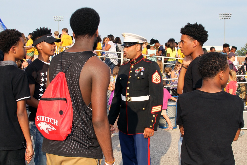 Walnut Hills wins with ‘armed forces offense’ during Marines Battle of the Gridiron Tour