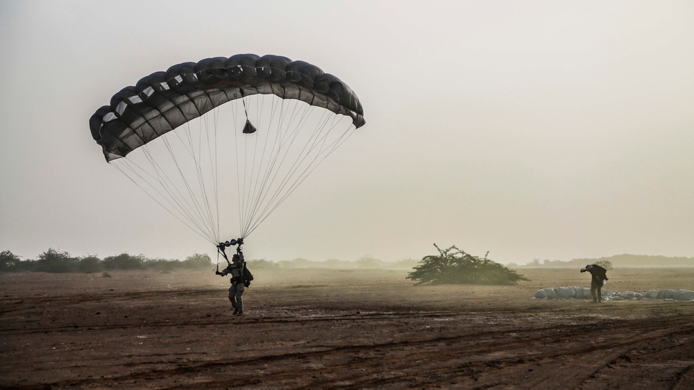 US Marines, French forces land in Djibouti