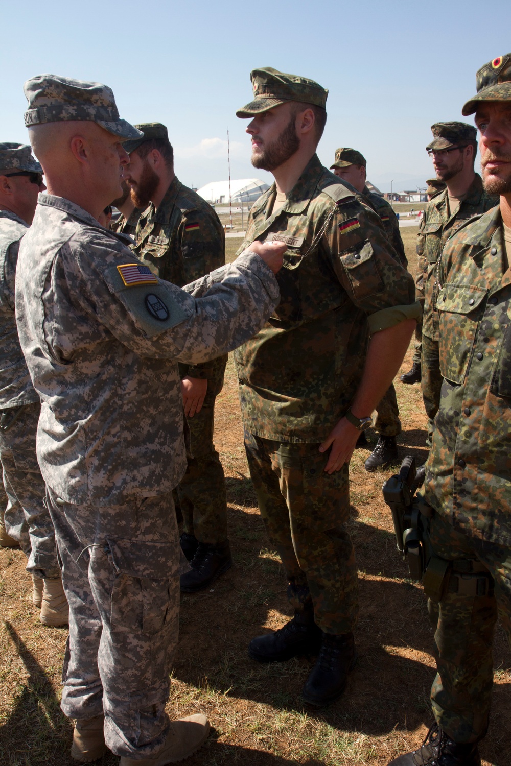 US Soldiers, German armed forces earn multinational badges