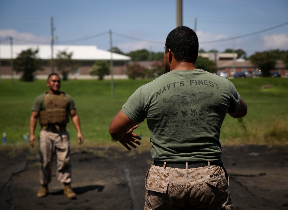 Going Green: 2nd Dental Bn. Integrates USMC Training