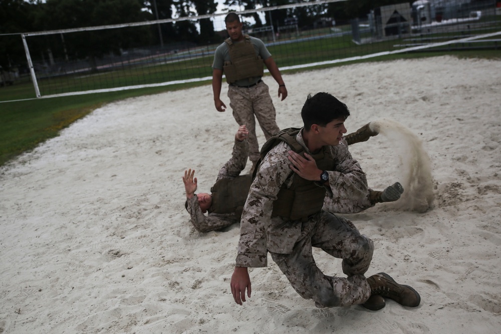 Going Green: 2nd Dental Bn. Integrates USMC Training