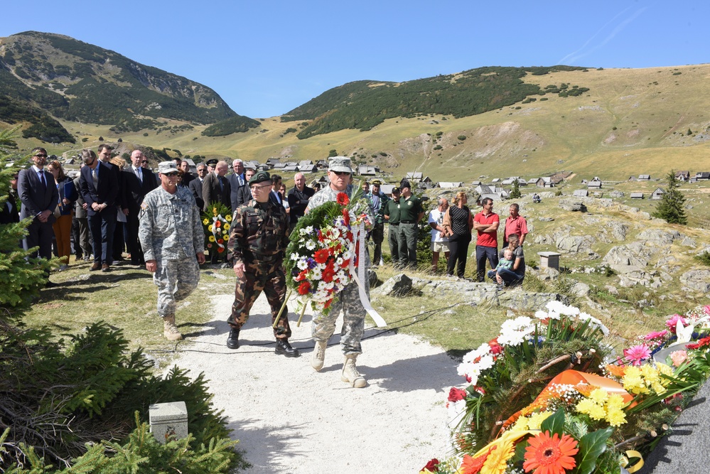 NATO HQ Sarajevo remembers fallen US delegation