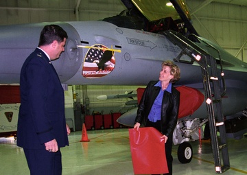 Beamer unveils 'Let’s Roll' nose art at 177th