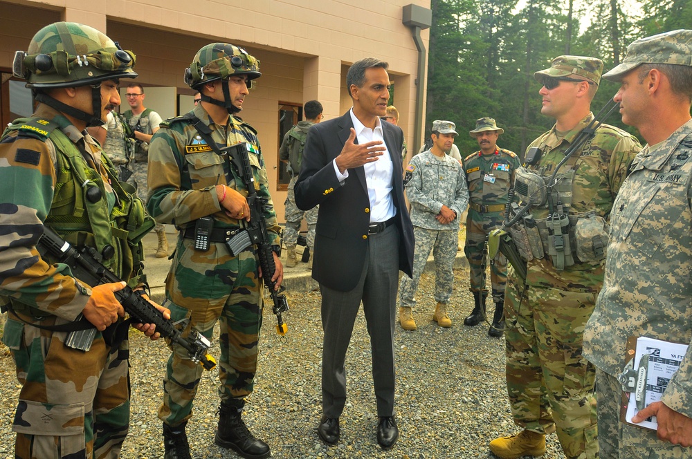 US Ambassador to India visits JBLM
