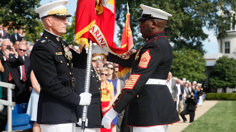 DVIDS - Images - Passage of command: Neller becomes 37th Commandant of ...