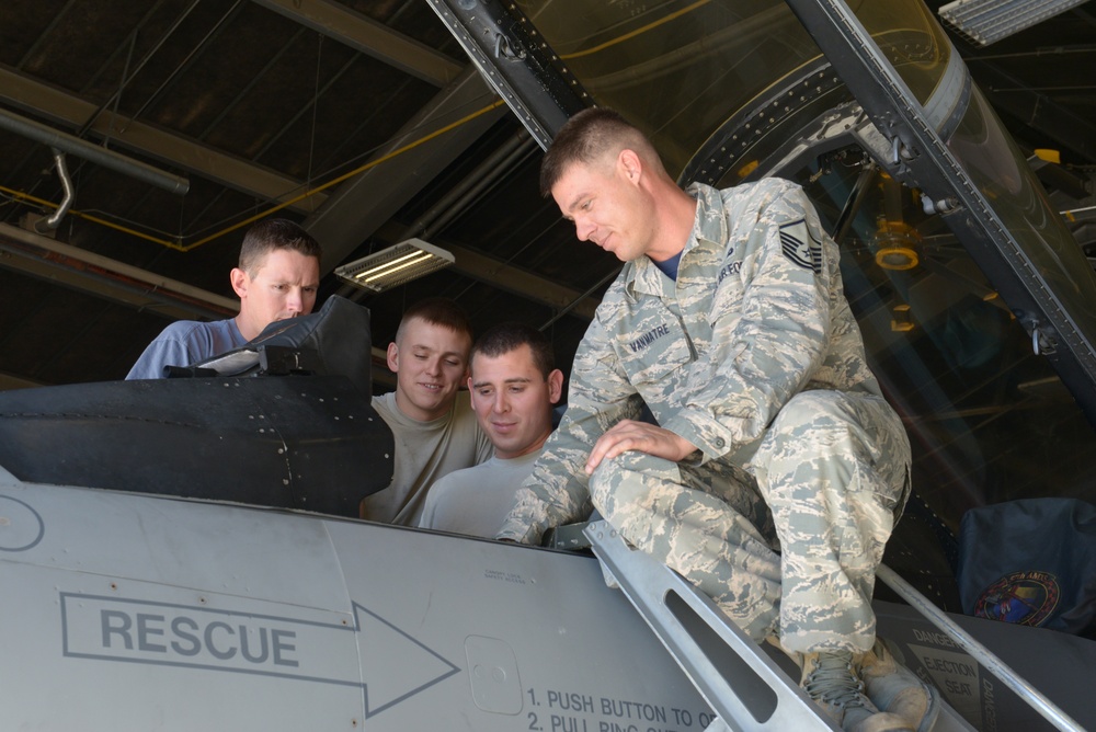 Detachment 13 offers resources for aircraft maintenance training