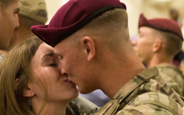 3rd BCT paratroopers redeploy from Operation Inherent Resolve
