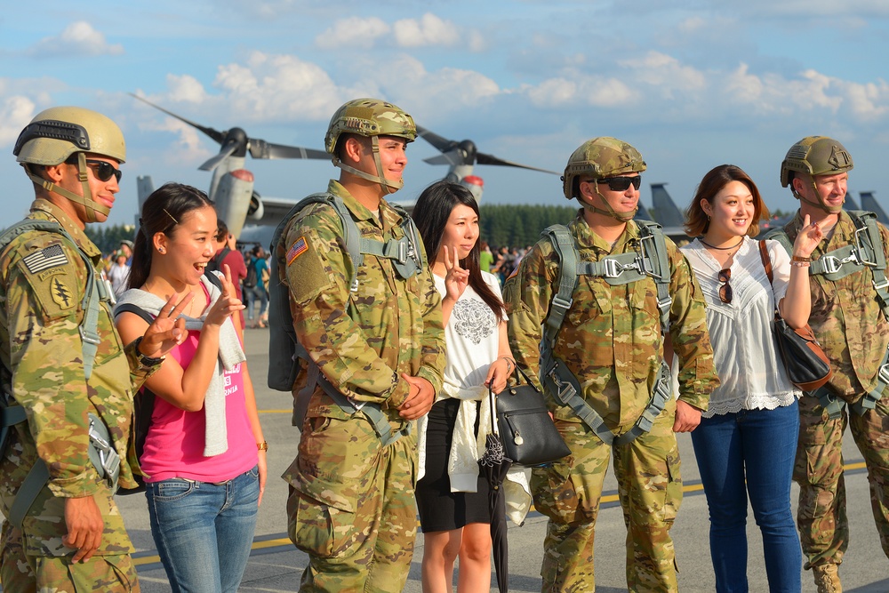 Tens of thousands visit Yokota during annual festival