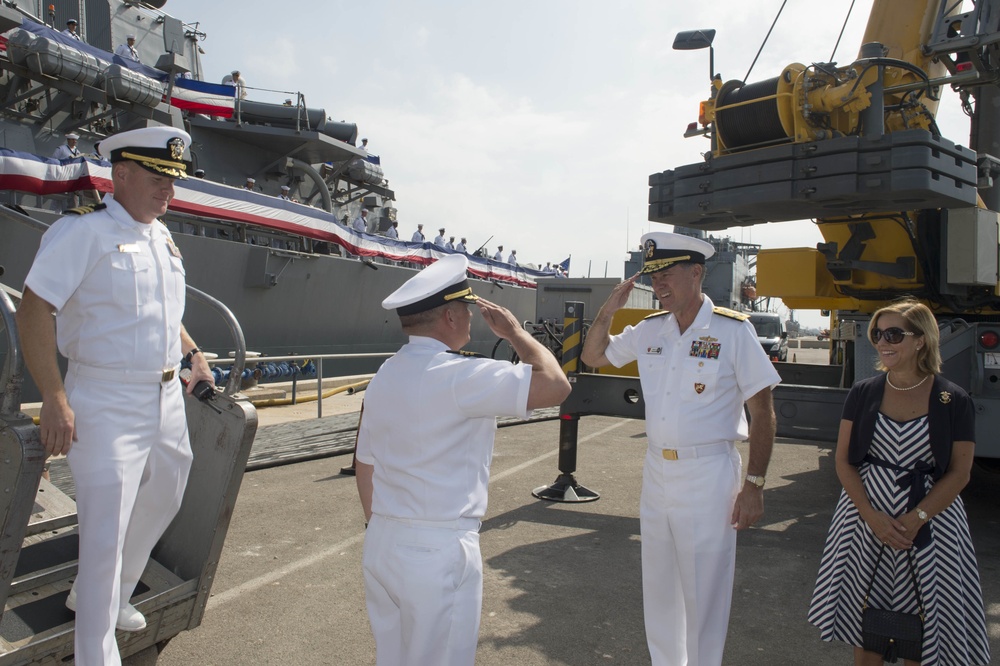 USS Carney arrives at Naval Station Rota