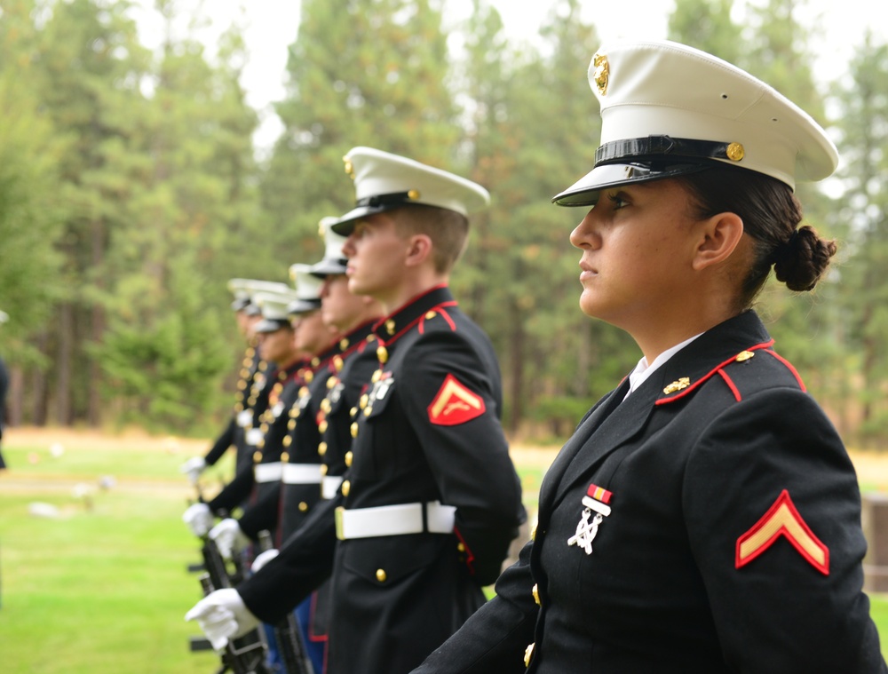 Coast Guard, Cle Elum, Wash., community honor Medal of Honor recipient Douglas Munro