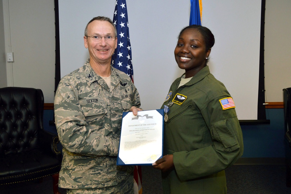 AF medic recognized for aiding accident victims at Fort Bragg gate