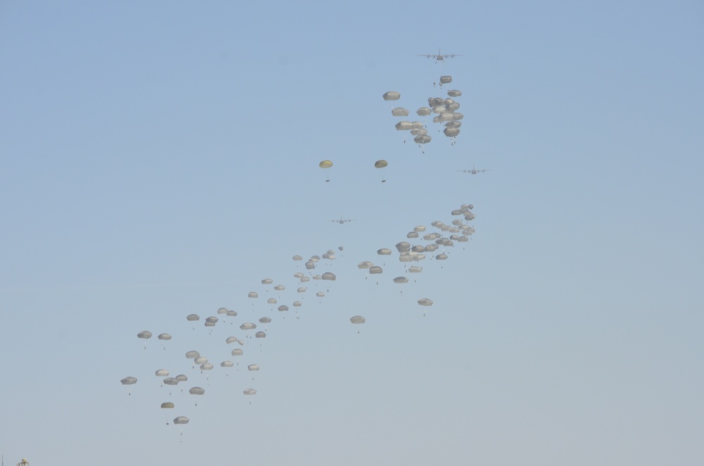 DVIDS - Images - 82nd Airborne seizes White Sands Missile Range Space ...