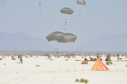82nd Airborne seizes White Sands Missile Range Space Harbor [Image 8 of 8]