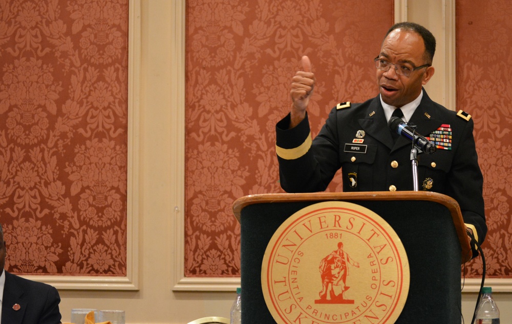 Reserve Soldier imparts ‘general’ knowledge at Tuskegee University