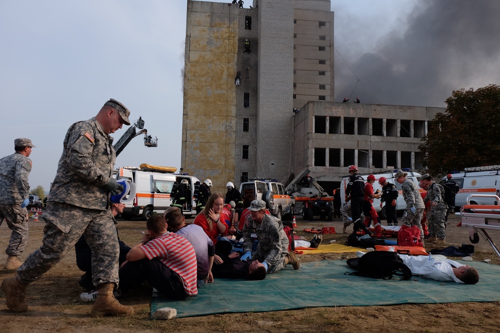 7th CSC Soldiers work with 25 other nations during disaster response exercise in Ukraine