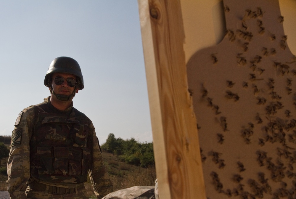 NATO Soldiers earn US Marksmanship Badge in Kosovo