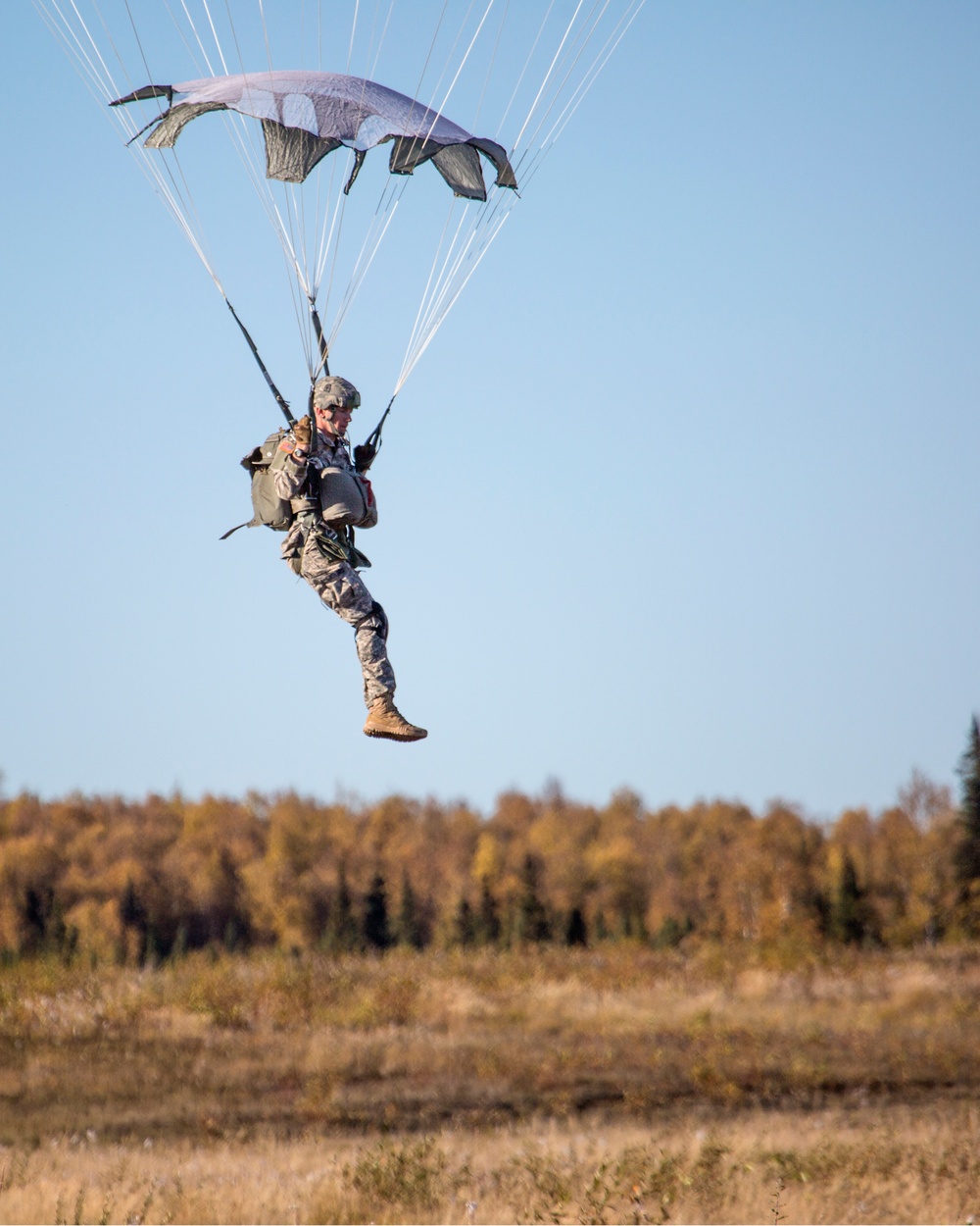 Alaska Spartans conduct helicopter jump training